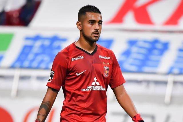 开云下载-GIF解析泰山新援LEO：抢点型前锋 远射也是必杀技